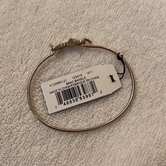 NWT Guess “love” bangle - Picture 3 of 3